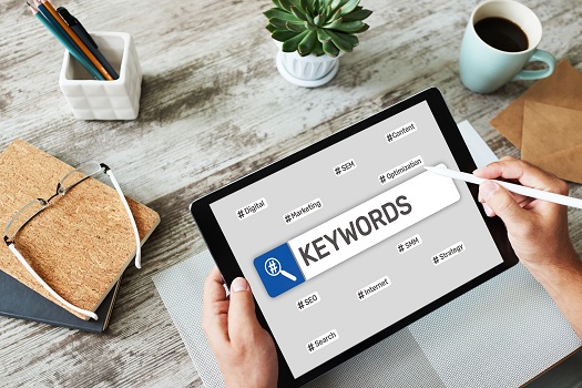 Promoting a Website vs. a Mobile App: Learning Distinct Marketing Strategies
