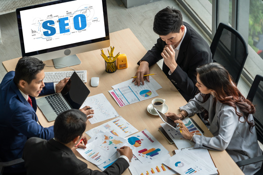 Why Working with a Professional Search Engine Marketing & Consulting Company Is Worth It